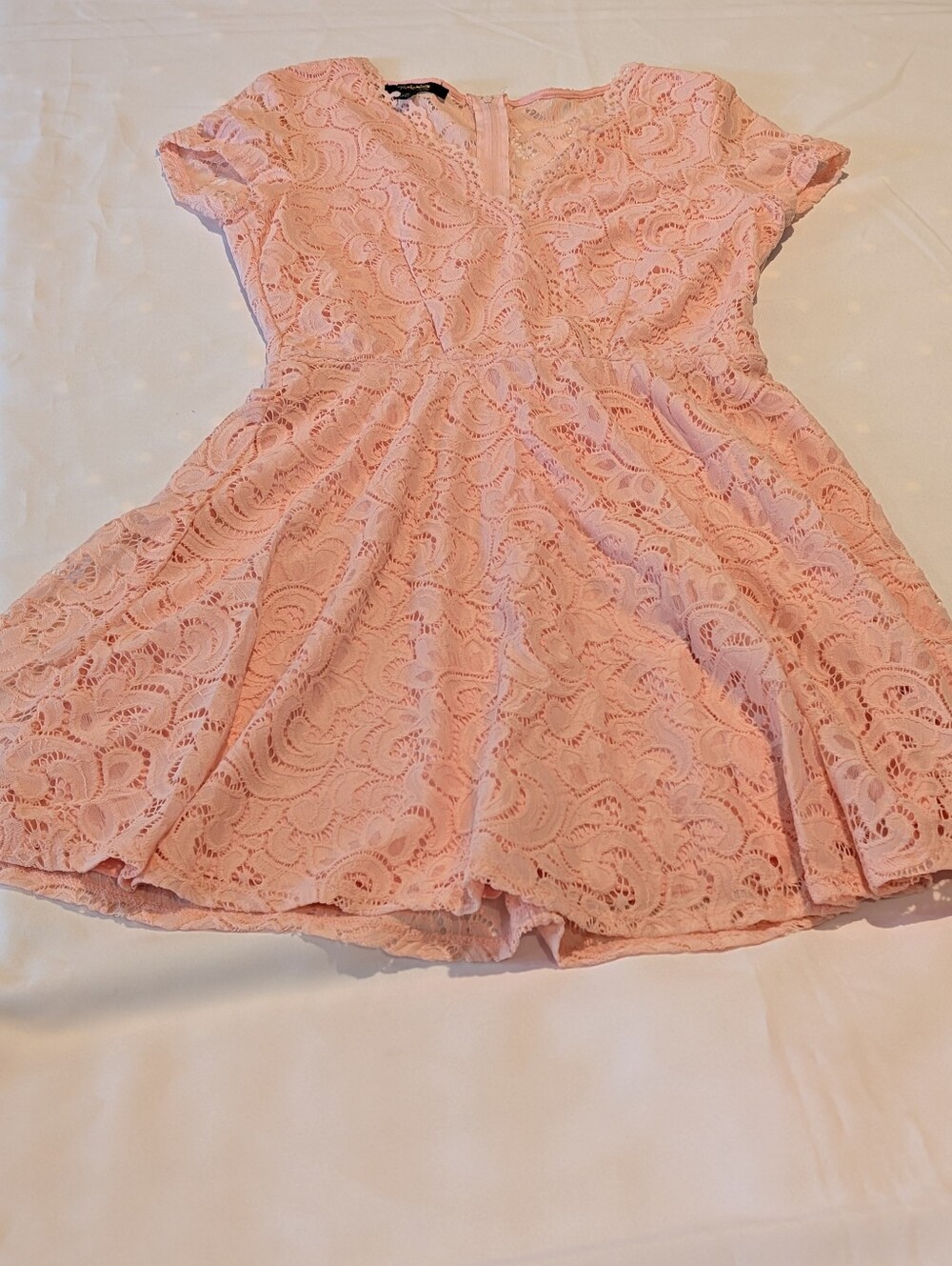 M Trinknology Delicate Pink Lace Dress